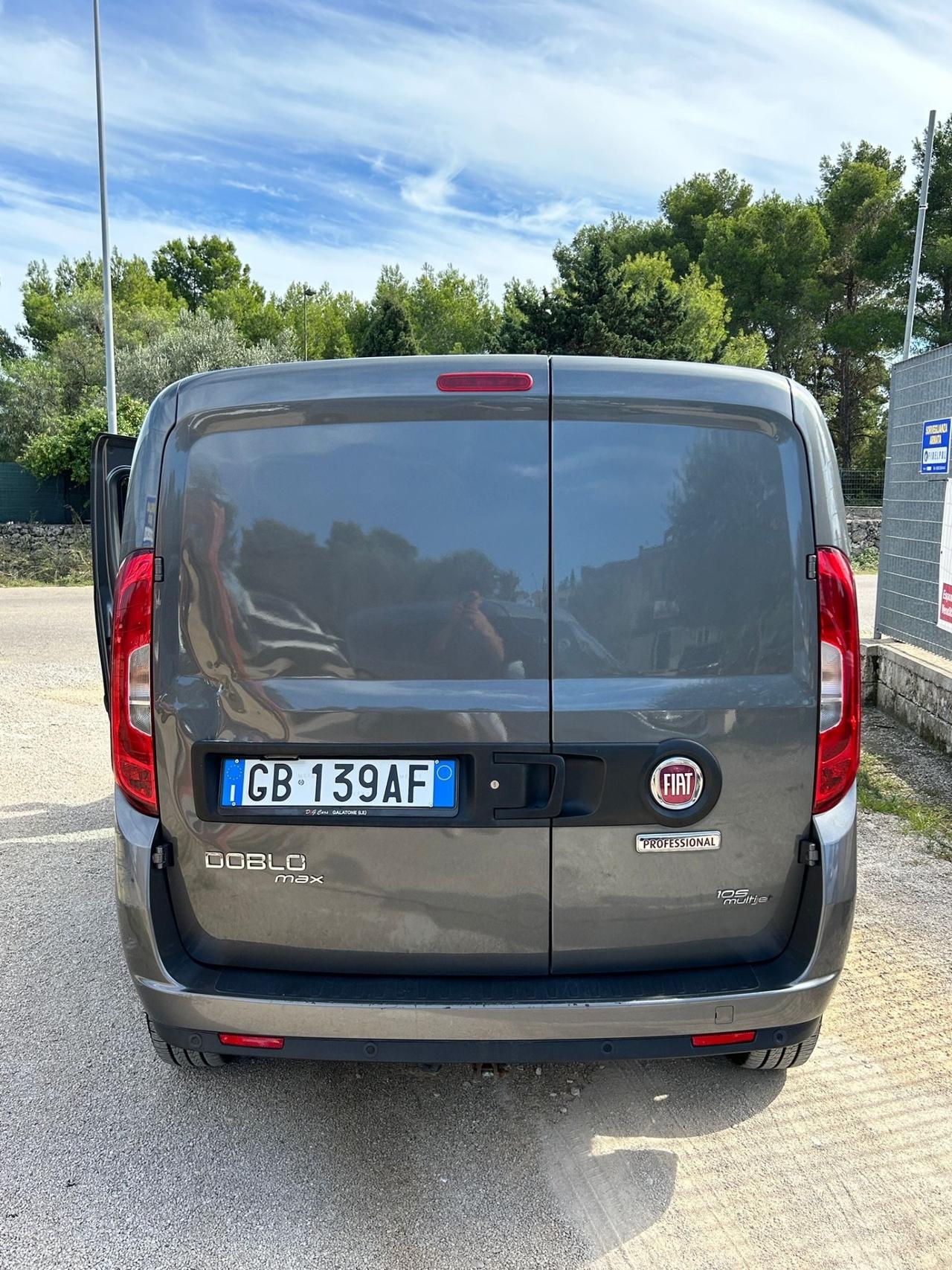 FiatDoblò 1.6 MJT 16V 120CV Maxi 3 POSTI-2015