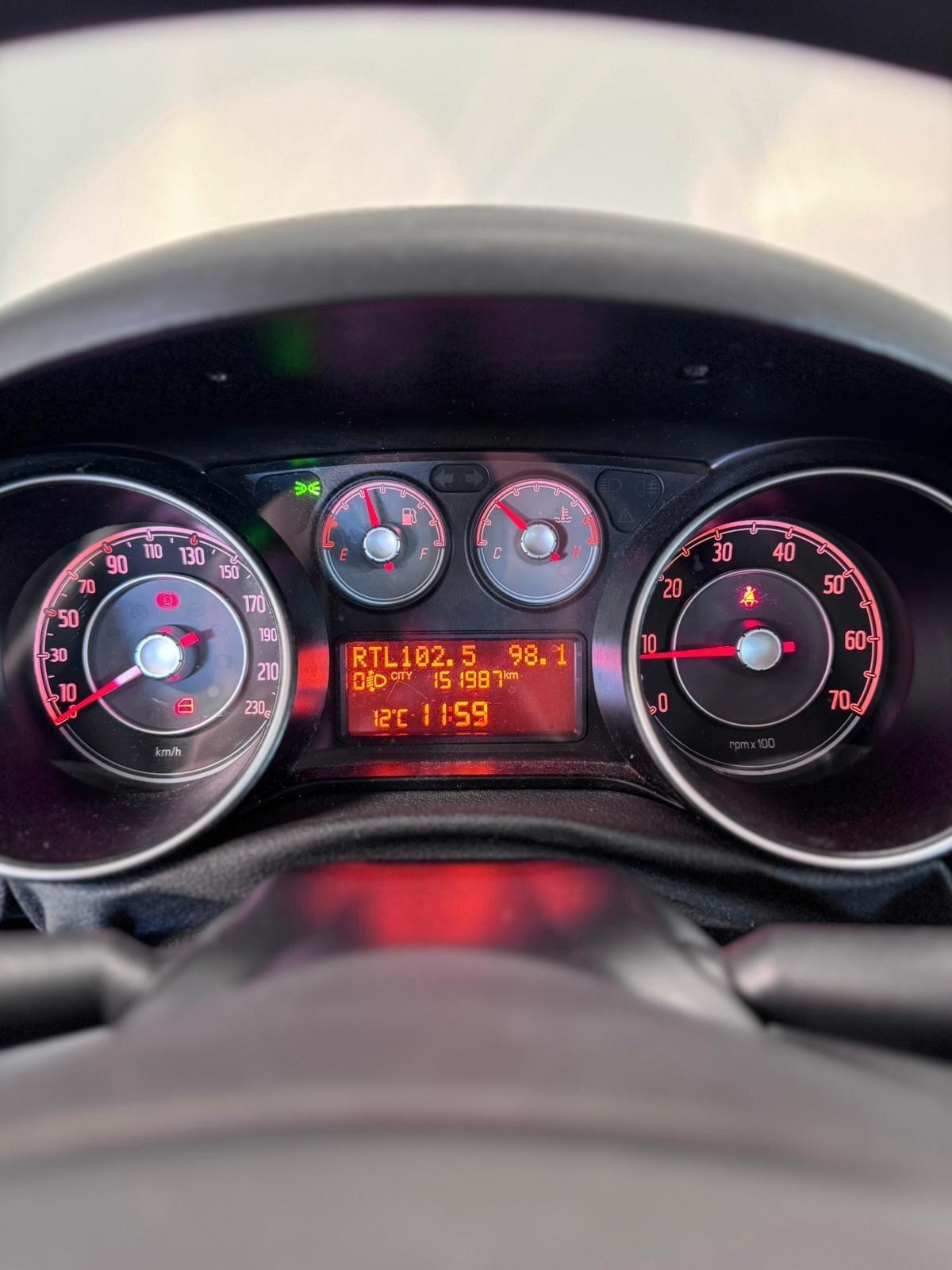 Fiat Punto Evo 1.4 5 porte Dynamic GPL