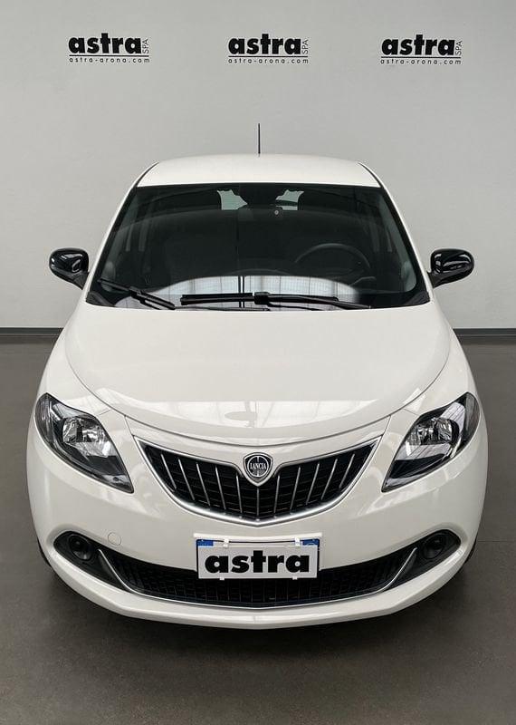 Lancia Ypsilon 1.0 FireFly 5 porte S&S Hybrid Silver