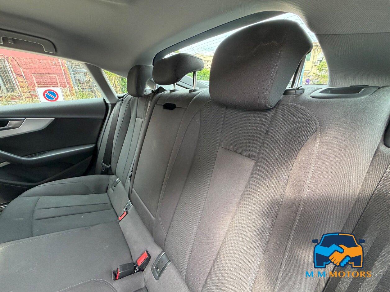Audi A5 Sportback 35 2.0 tdi Sport 150cv s-tronic