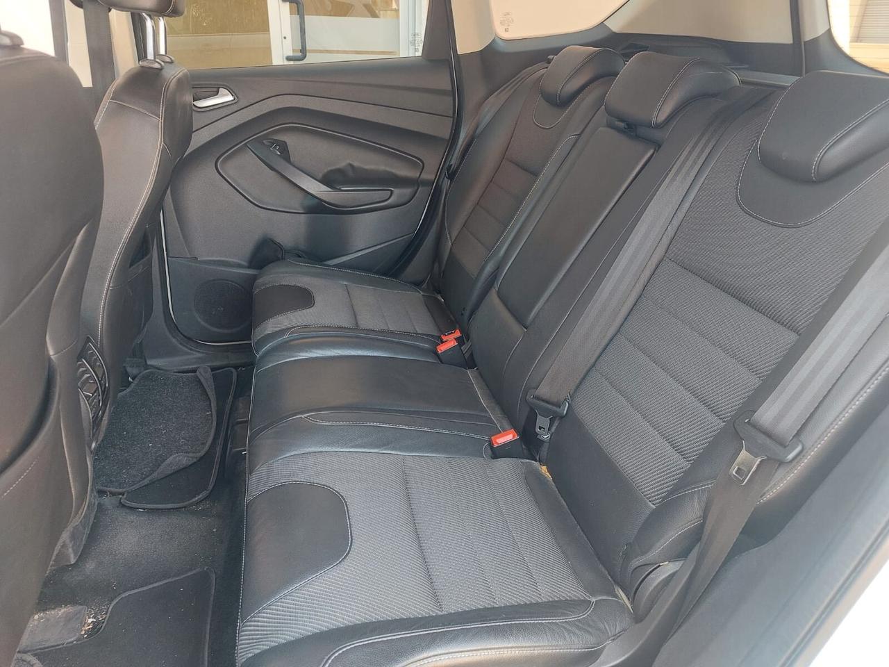 Ford Kuga TDCI 120 CV Titanium *PELLE *CAMERA