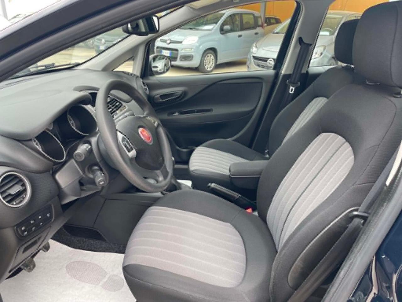 Fiat Punto 1.3 MJT II S&S 95 CV 5 porte Street