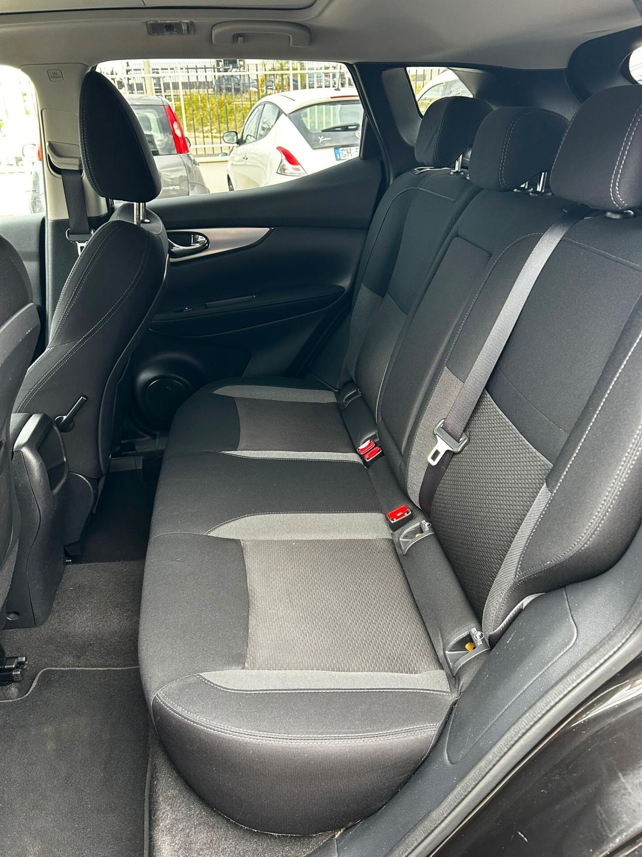 Nissan Qashqai 1.6 dCi 2WD N-Connecta