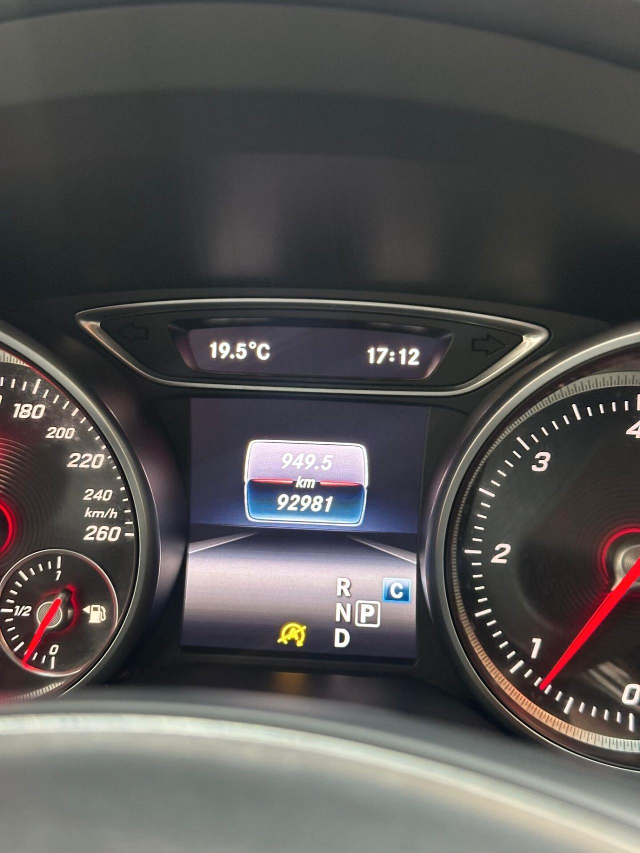 Mercedes-benz GLA 200 d Automatic Sport