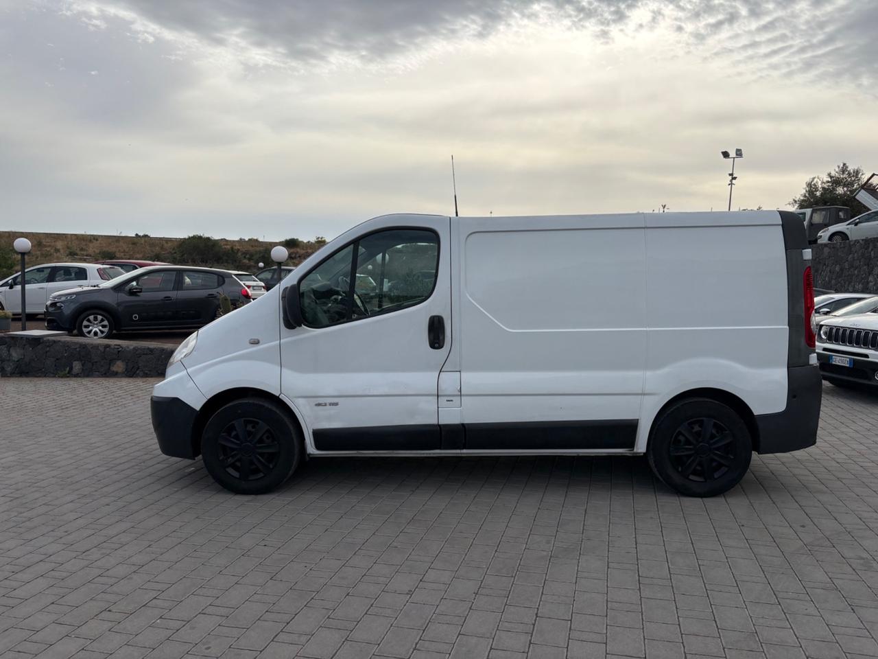 Renault Trafic 2.0 dci 130 cv PC-TN Furgone Generique