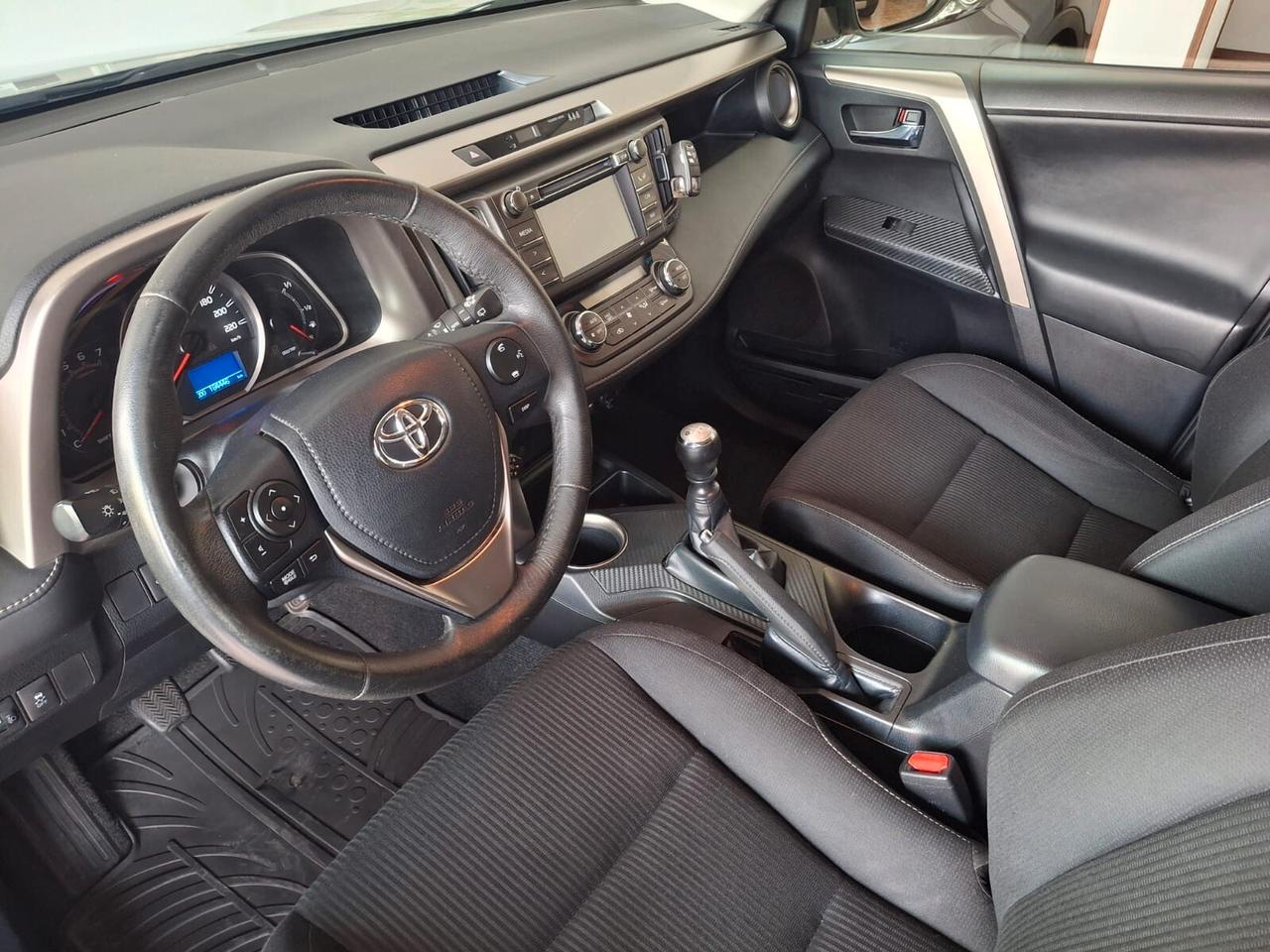 Toyota RAV 4 2.0 d-4d Style 2wd 124cv *TAGLIANDI CERTIFICATI