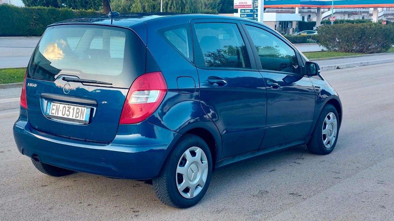 Mercedes A160 BlueEFFICIENCY UNI PRO