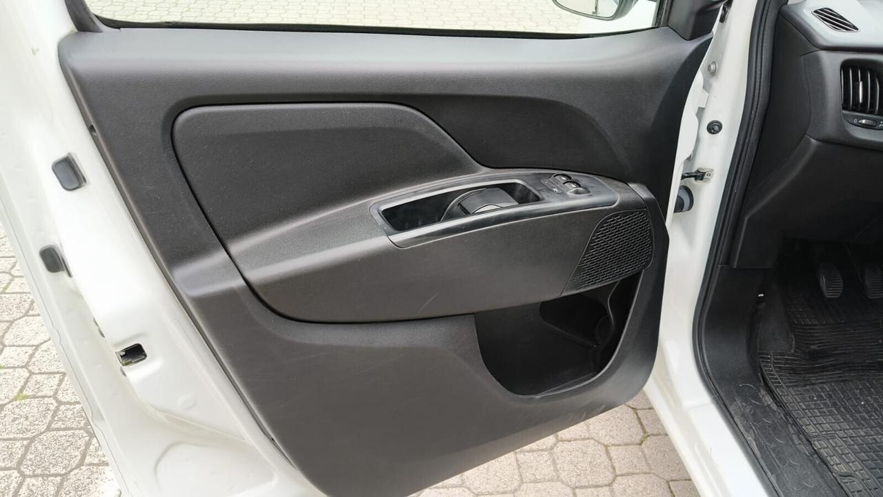 FIAT DOBLO 1.3 MJT 95CV 2 POSTI COIBENTATO