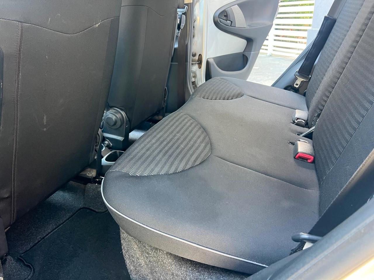 PEUGEOT 107 1.0 68cv 5p ACTIVE NEOPATENTATI