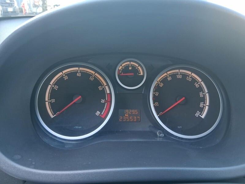 Opel Corsa 1.2 80CV 5 porte GPL-TECH Club