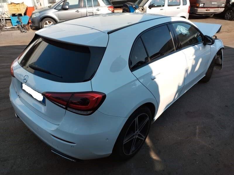 Mercedes-benz A 160 d Premium
