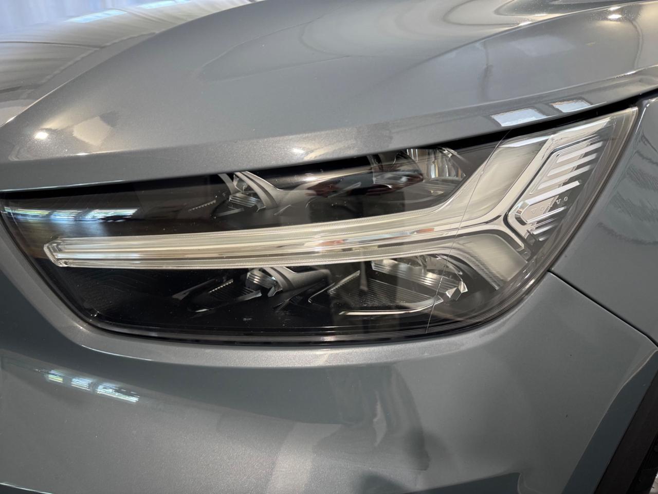 Volvo XC40 D3 Momentum Core
