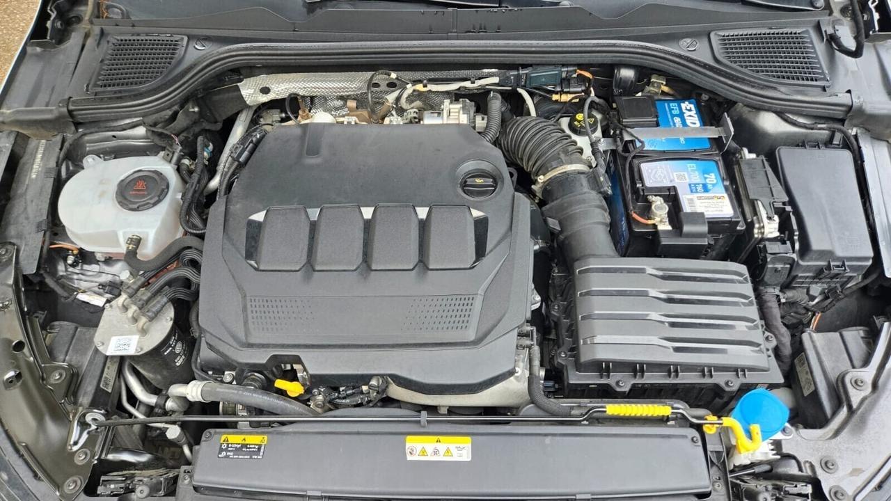 Volkswagen Golf 2.0 TDI Style IVA Neopatentati