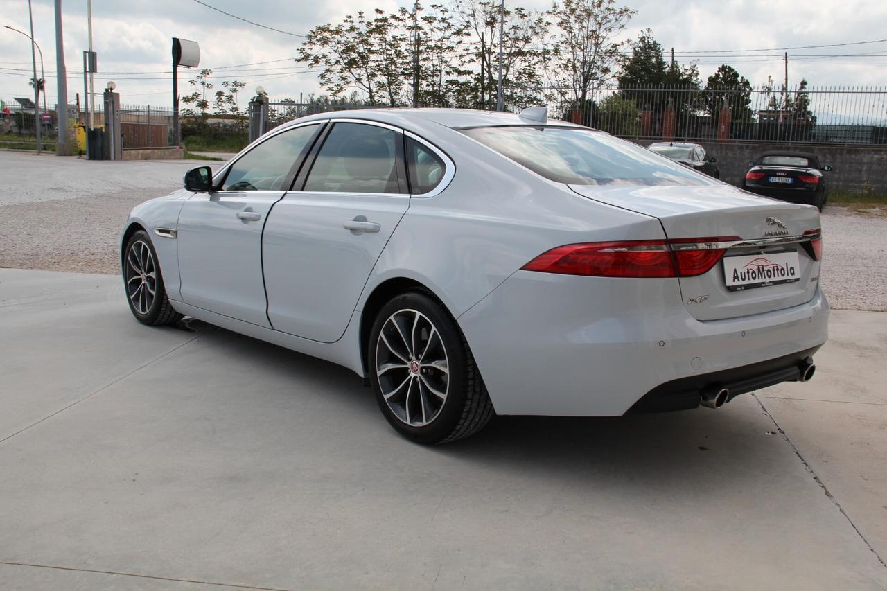 Jaguar XF 3.0 D V6 300 CV aut. Prestige