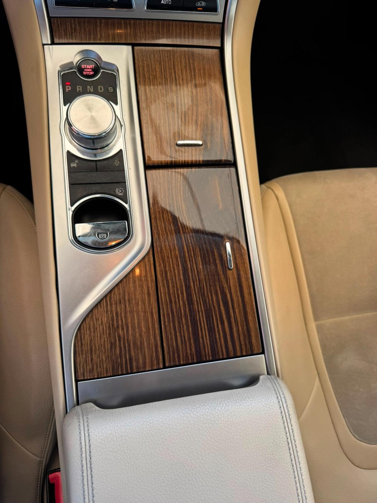 Jaguar XF 2.2 D Limited Edition