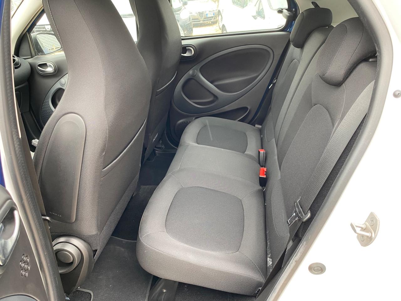 Smart ForFour 70 1.0 benzina twinamic Passion