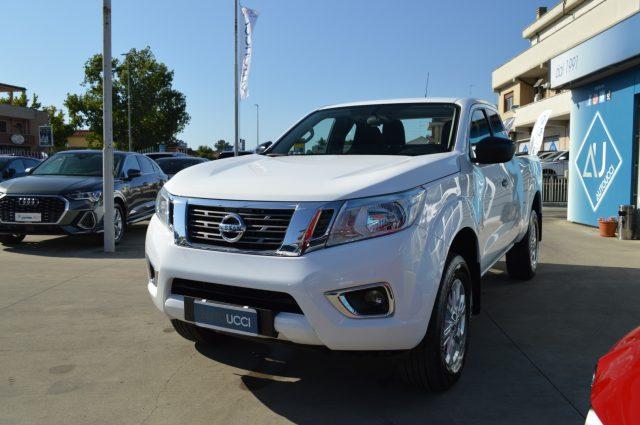 NISSAN Navara 2.3 dCi 4WD King Cab Acenta Autocarro