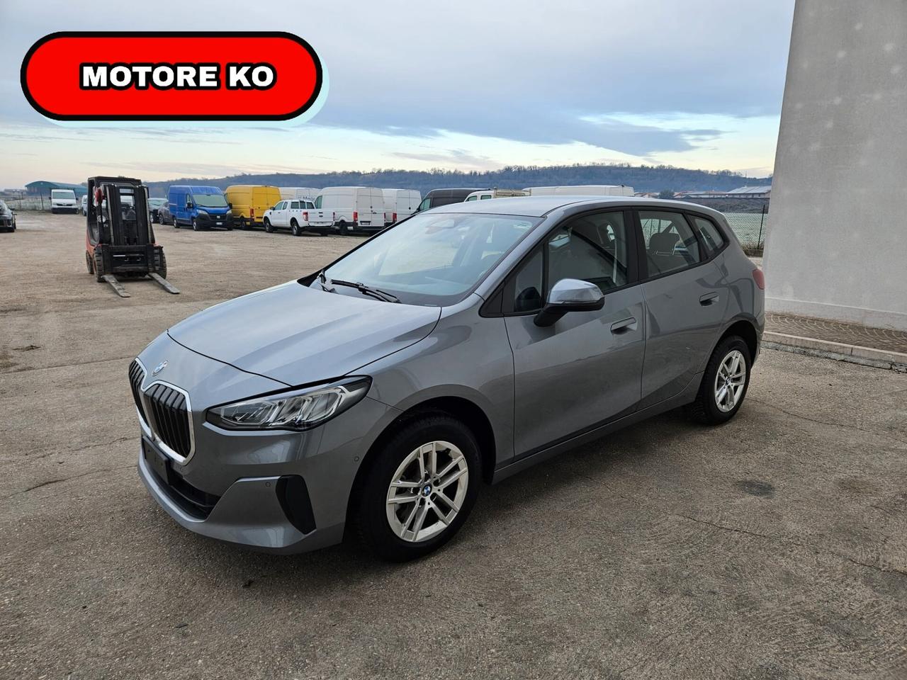 BMW 220 i Active Tourer mhev 48V MOTORE KO