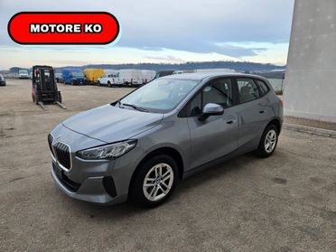 BMW 220 i Active Tourer mhev 48V MOTORE KO