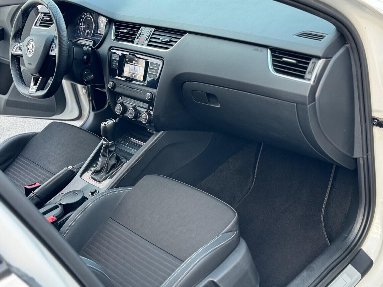 Skoda Octavia RS 2.0 TDI DSG 184 Cv !