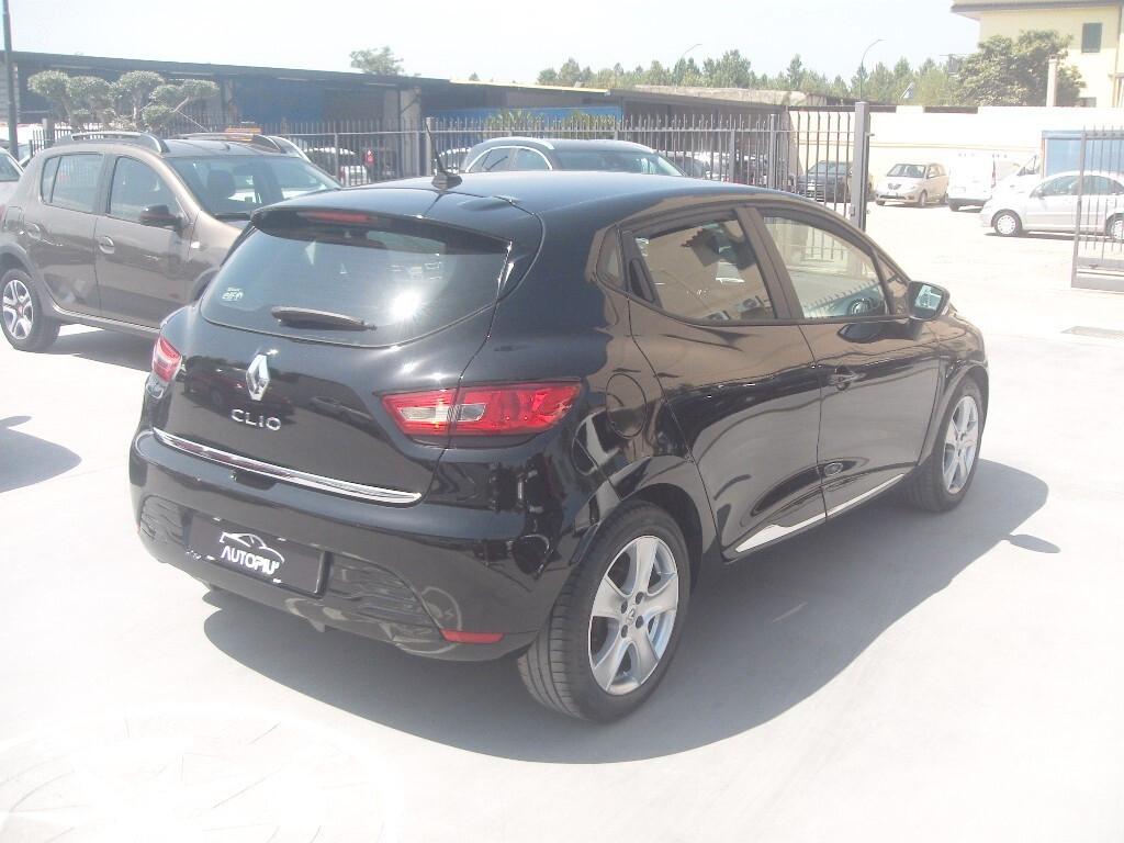 Renault Clio 1.2 75CV 5 porte Live