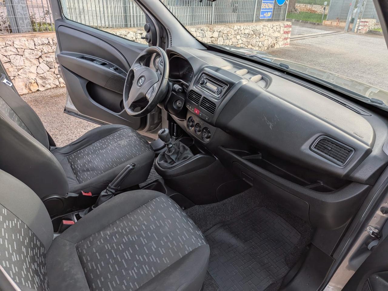 Opel Combo 1.6 CDTI 105CV AUTOCARRO 5 POSTI