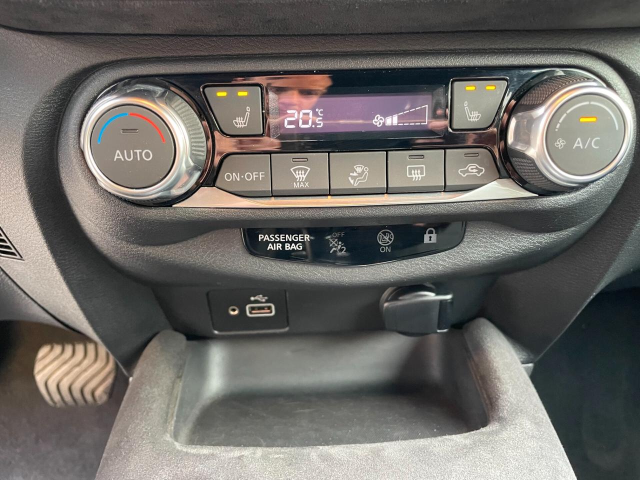 Nissan Juke 1.0 dig-t Premiere Edition dct + SUPER FULL!