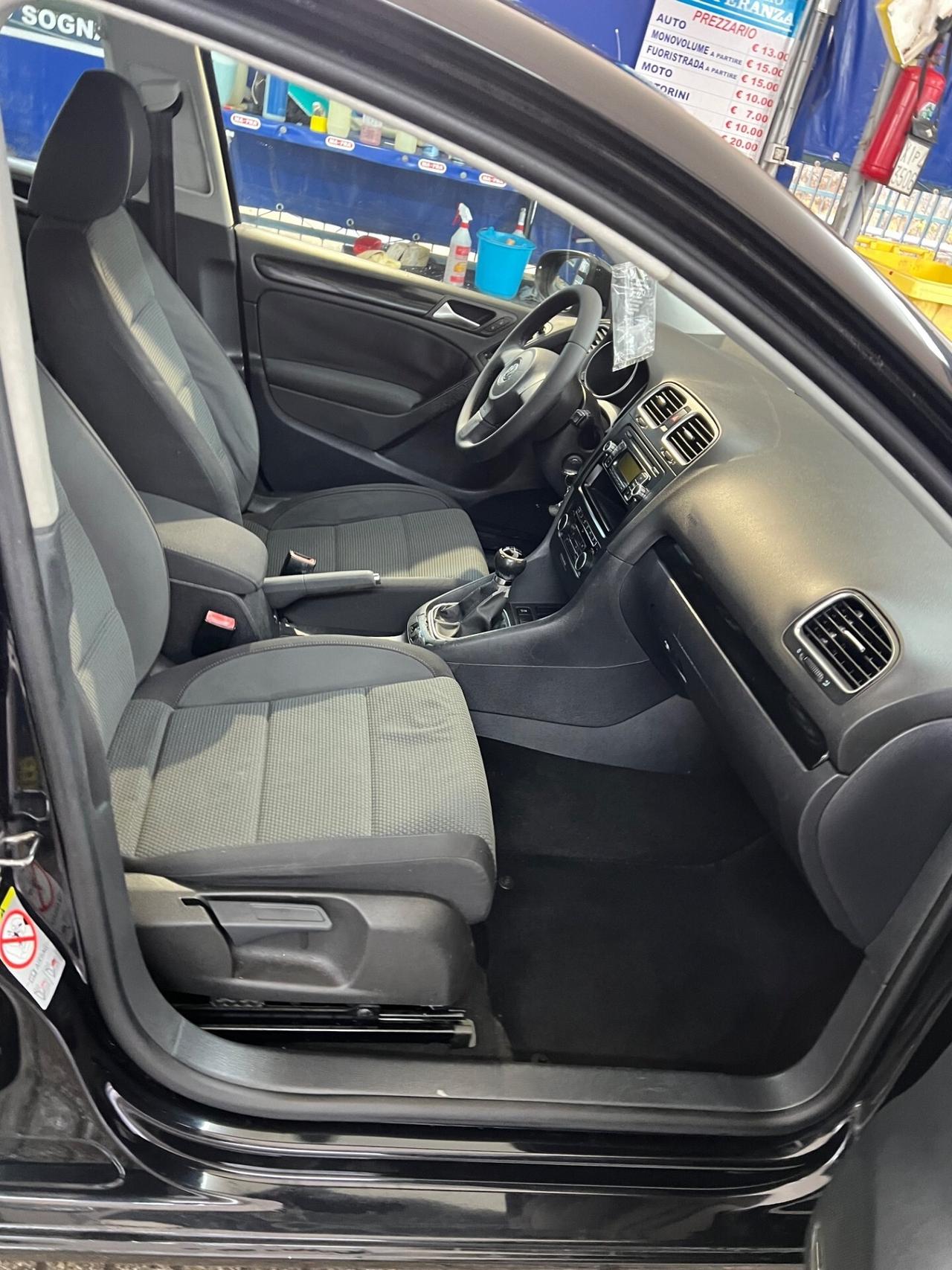Volkswagen Golf 1.6 TDI DPF 5p. Comfortline