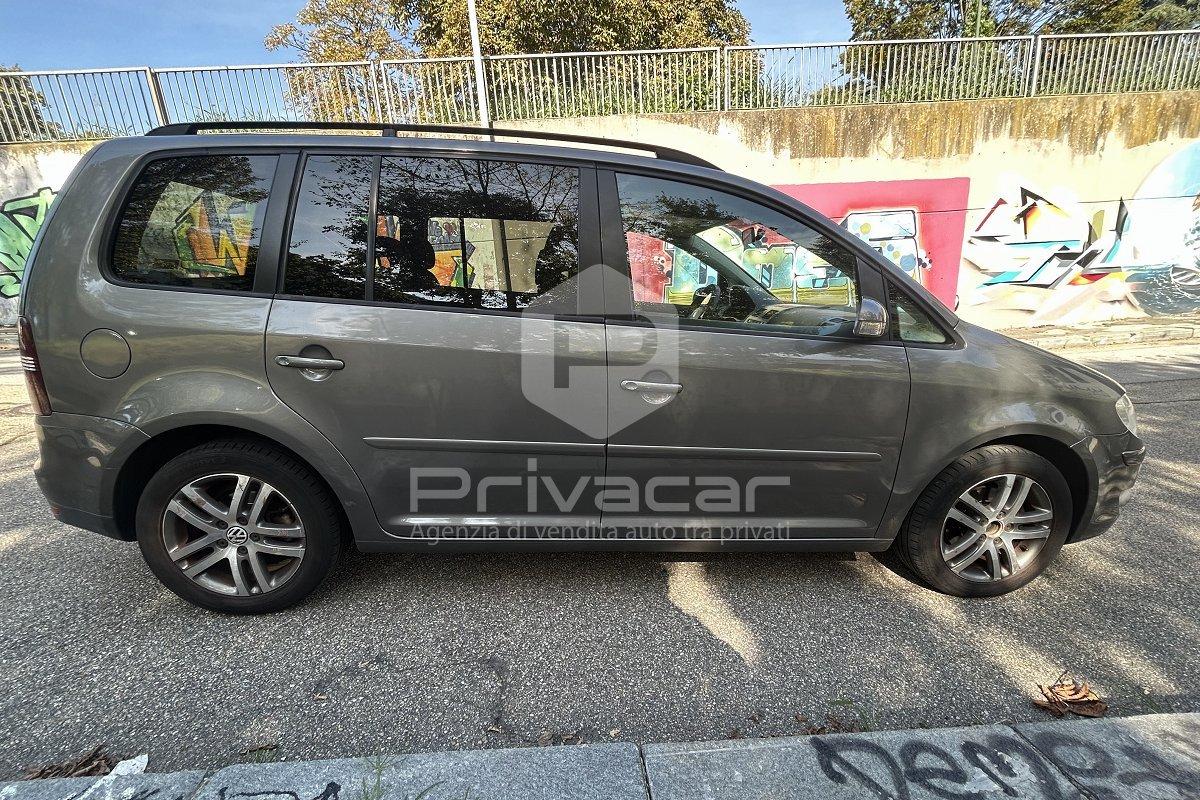 VOLKSWAGEN Touran 1.6 Trendline
