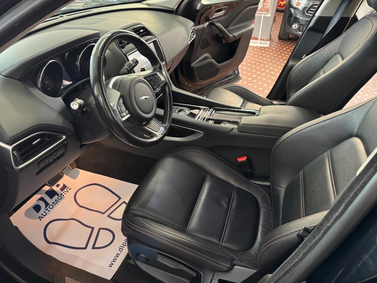 Jaguar F-Pace 2.0 D 180 CV aut. Portfolio - UNICO PROPRIETARIO