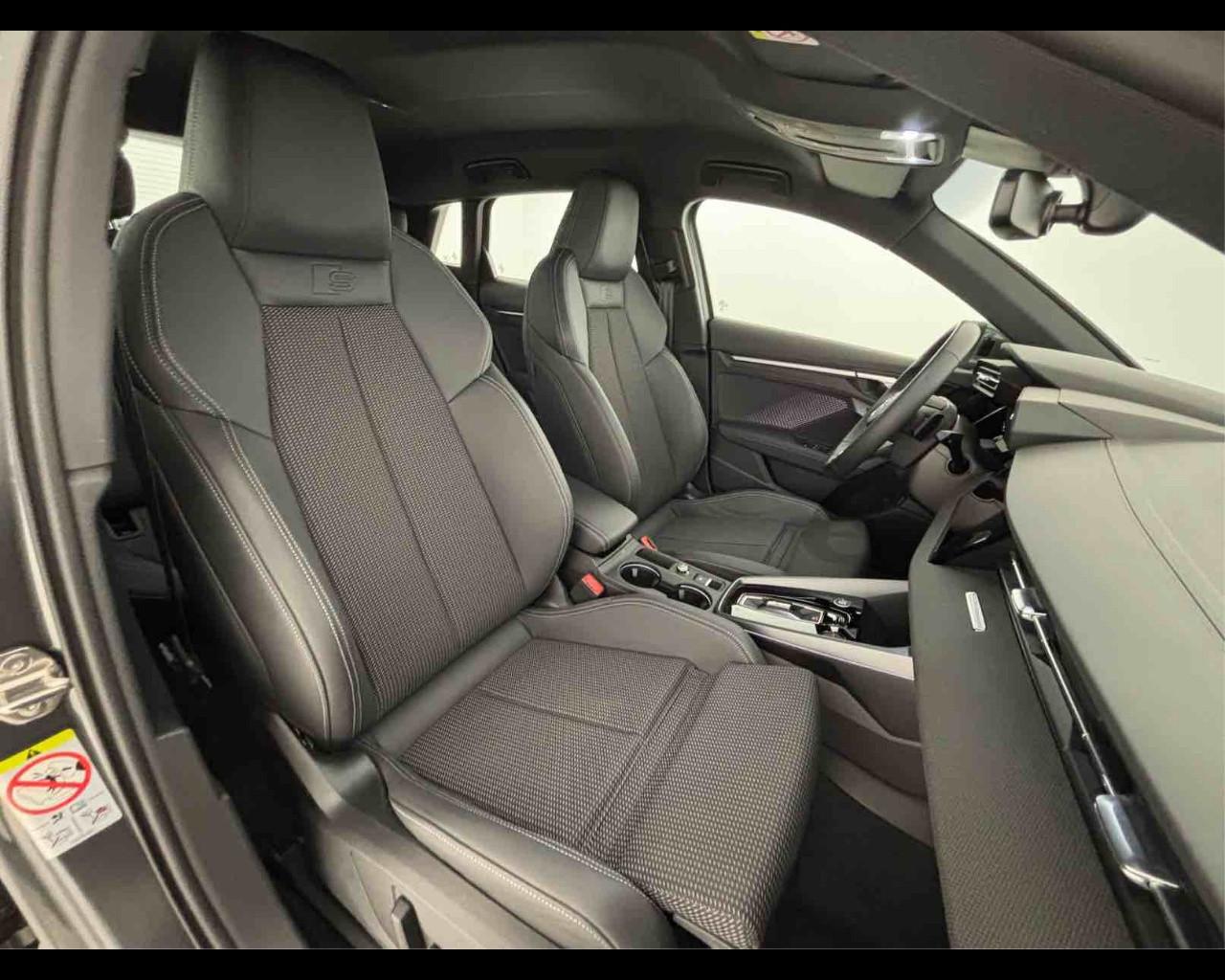 AUDI A3 Sportback 35 2.0 tdi S line edition s-tronic