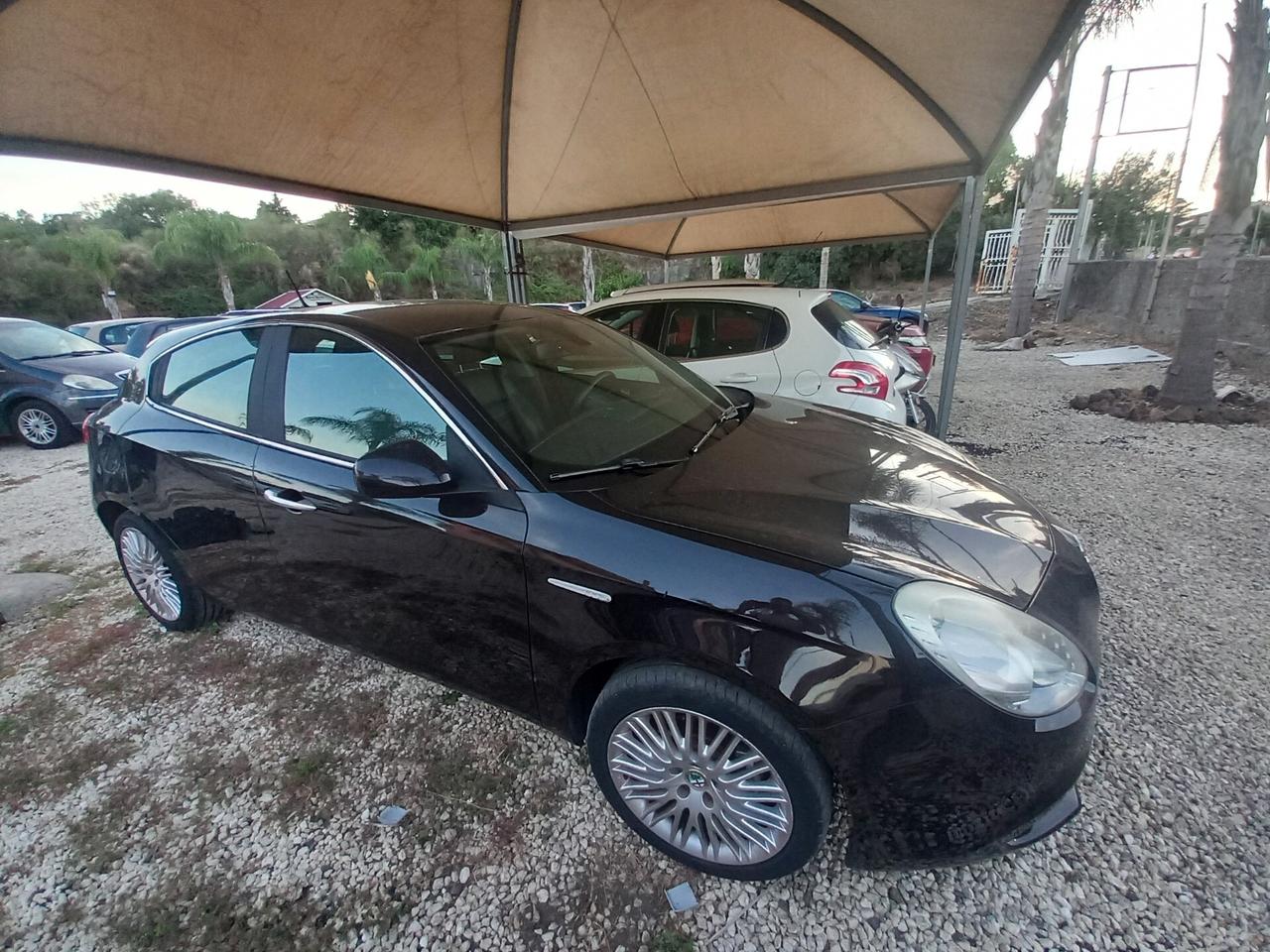 Alfa Romeo Giulietta 1.6 JTDm-2 105 CV Exclusive