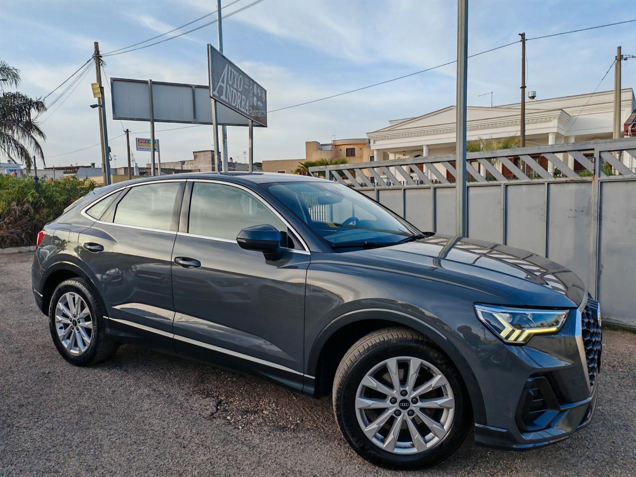 Audi Q3 SPB 35 2.0TDI 150Cv Full optional 2021