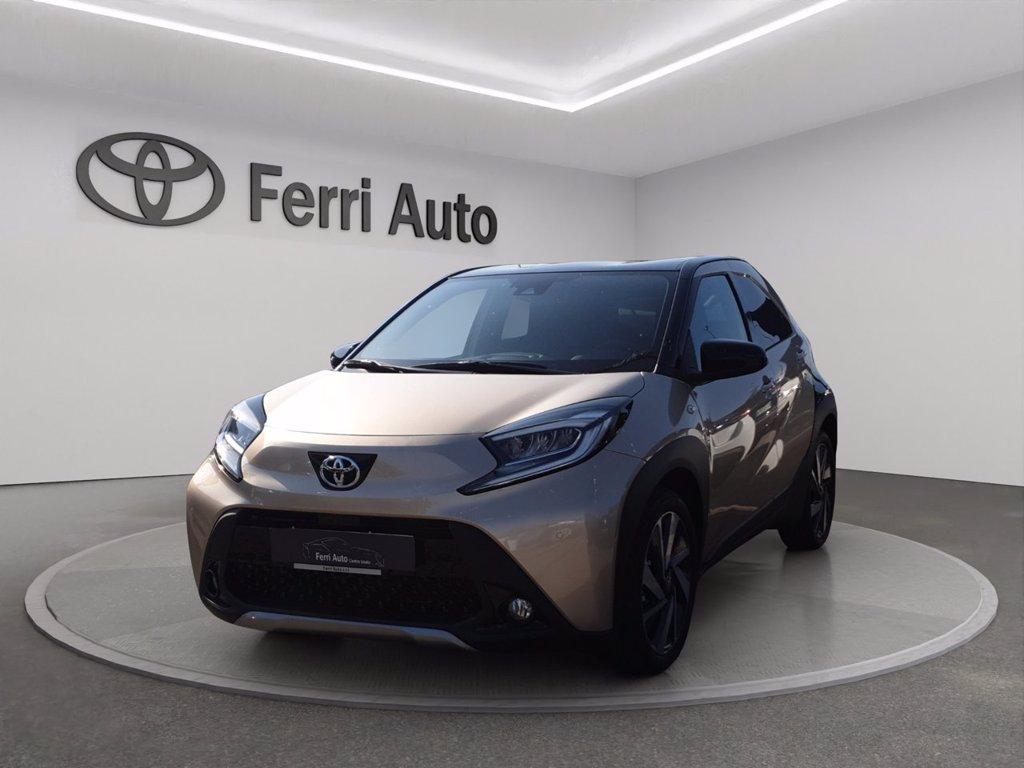 TOYOTA Aygo x 1.0 lounge 72cv s-cvt del 2024