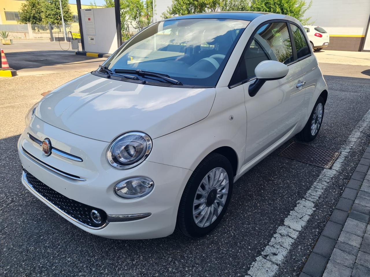 FIAT 500 1.0 Hybrid Dolce Vita – Aprile 2024 – 18.766 km – €14.400