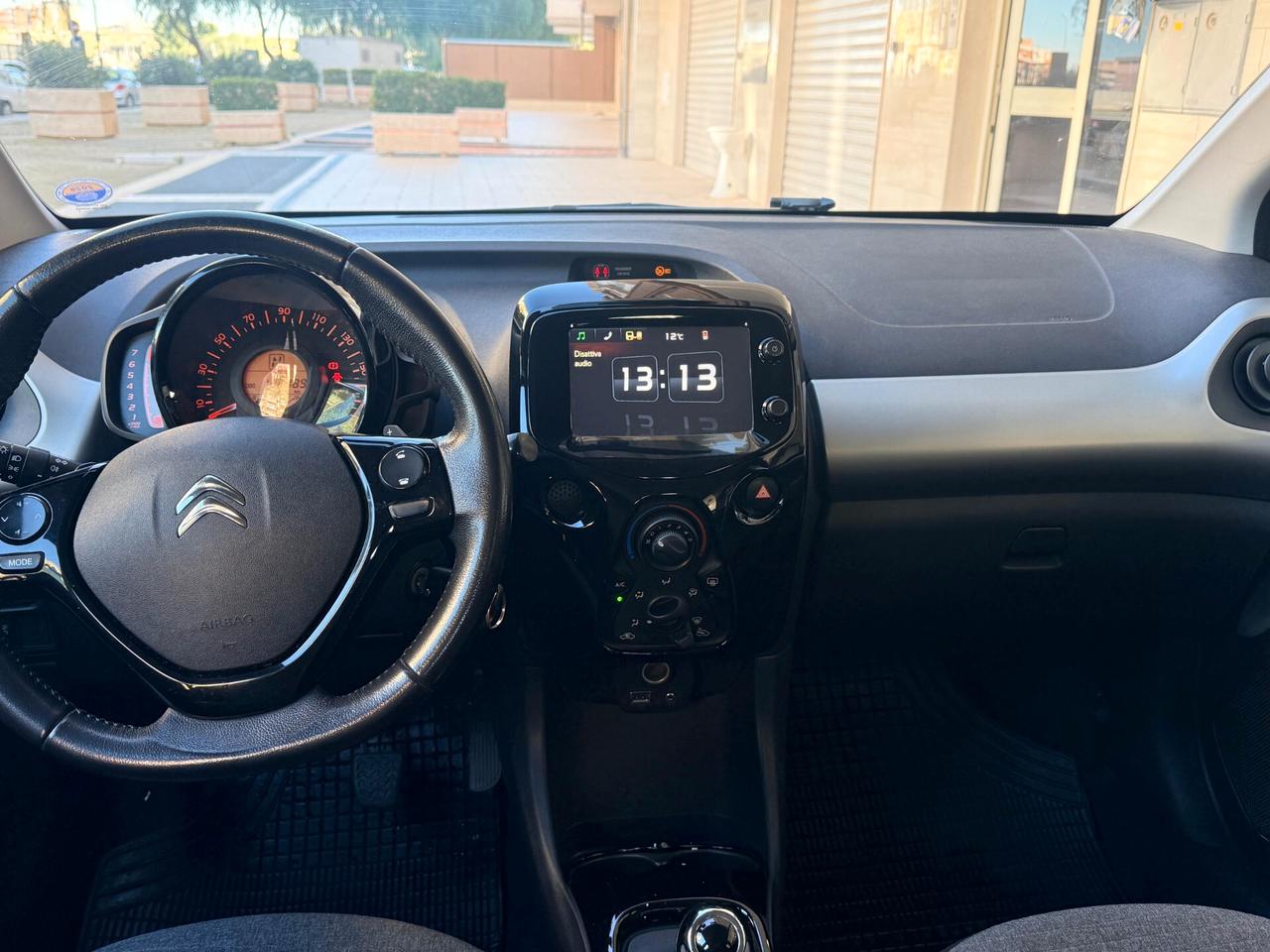 Citroen C1 VTi 68 ETG 5 porte Shine