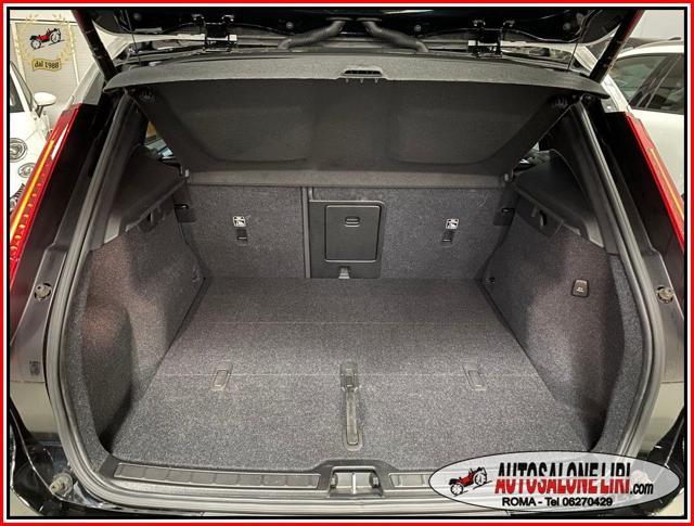 VOLVO XC40 T3 Geartronic Momentum Pro