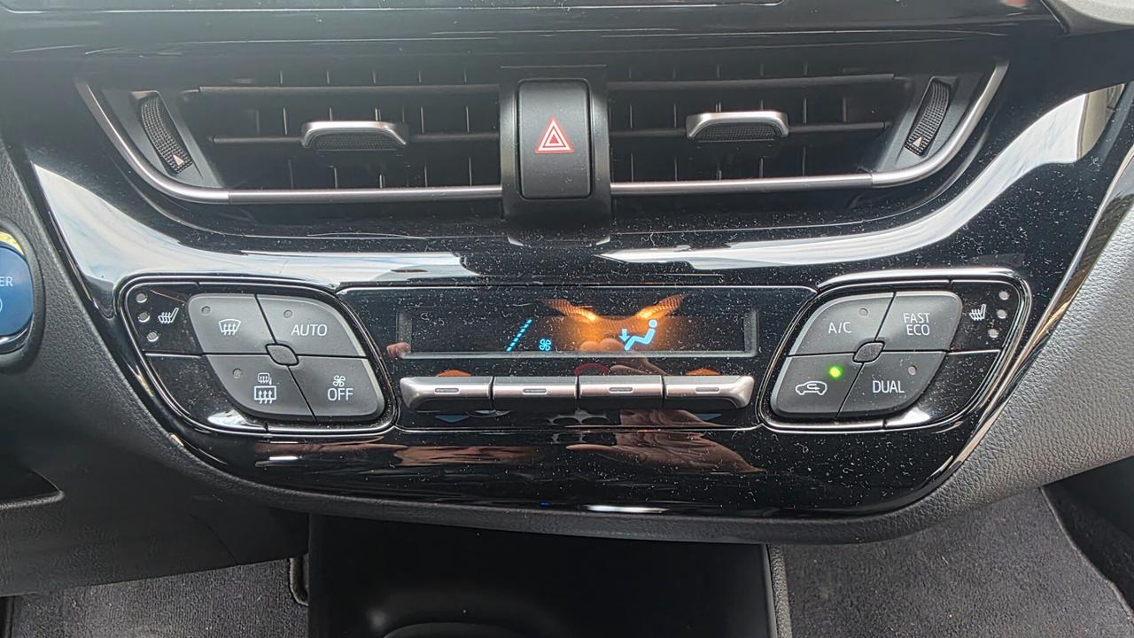 Toyota C-HR 1.8 Hybrid E-CVT Business