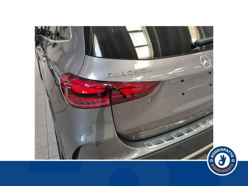 Mercedes-Benz GLA 250 E PLUG-IN HYBRID AUTOMATIC AMG line ADVANCED PLUS