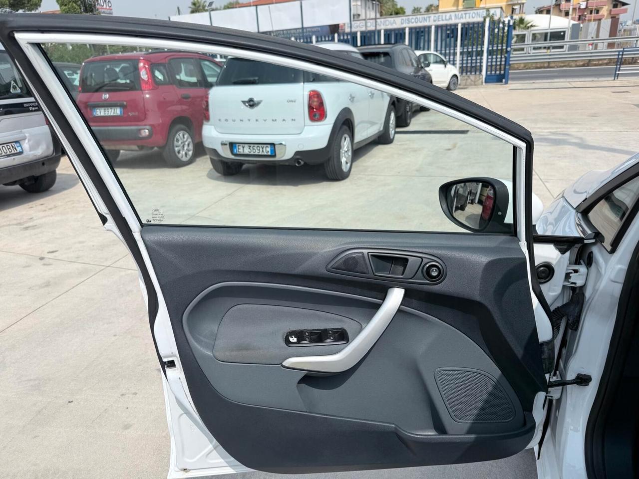 Ford Fiesta 1.2 82 CV 5 porte Titanium