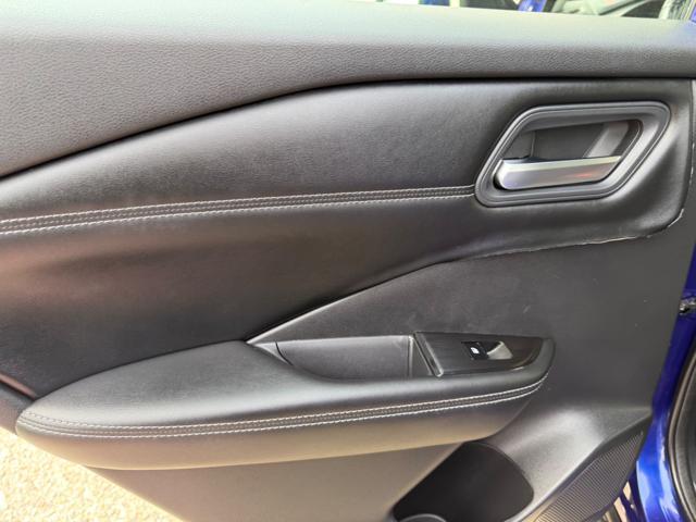 NISSAN Qashqai MHEV 158 CV Xtronic Business