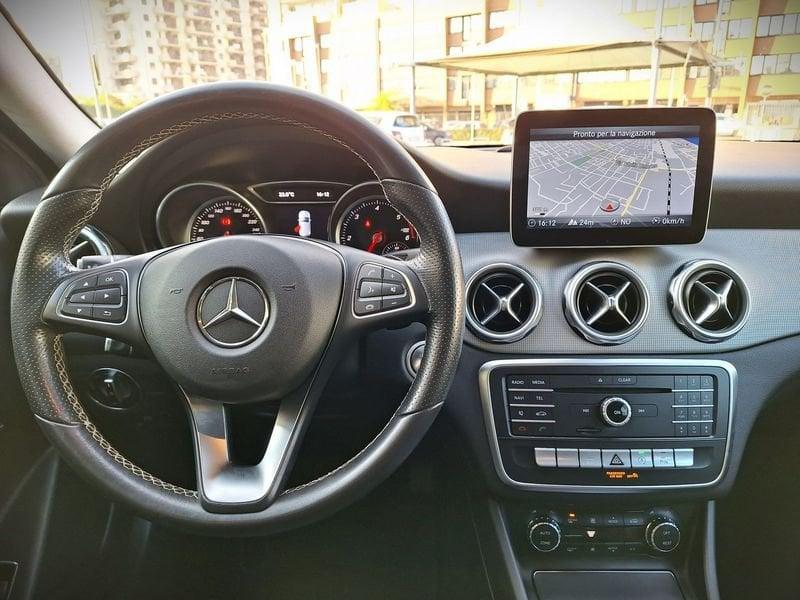 Mercedes-Benz GLA 200 d 136 CV Automatica NAVI LED Sport