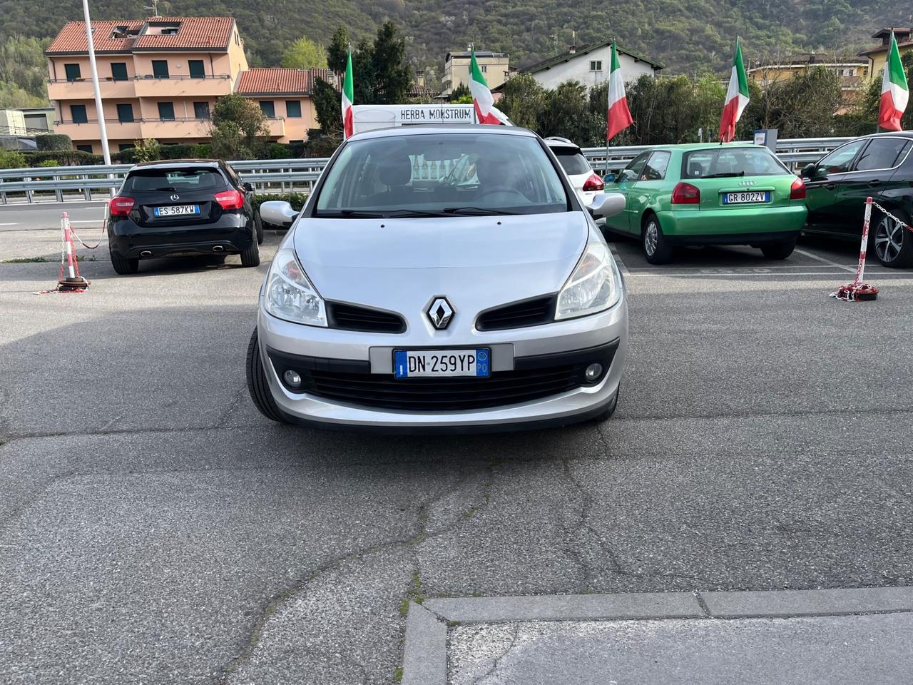 RENAULT CLIO - OCCASIONE