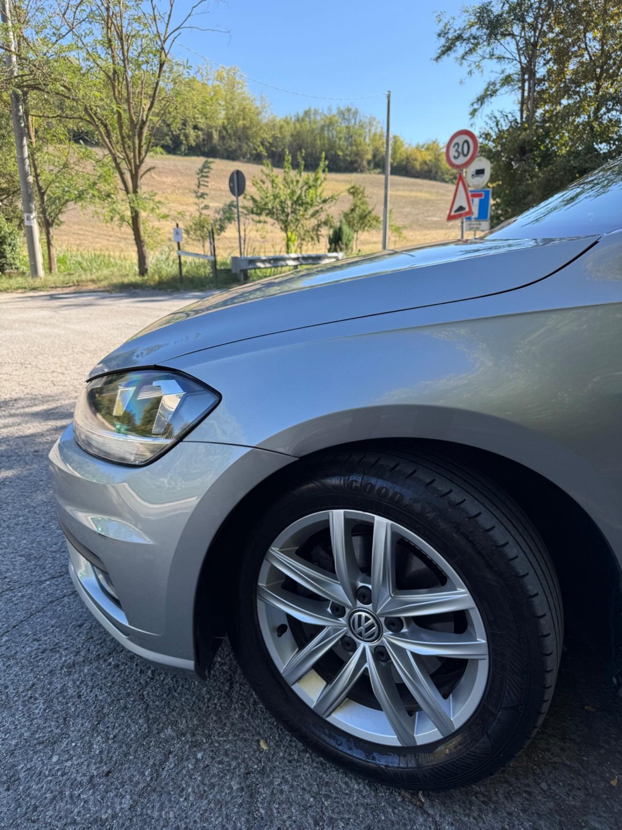 Volkswagen Golf 1.5 TGI DSG benzina/metano 130cv