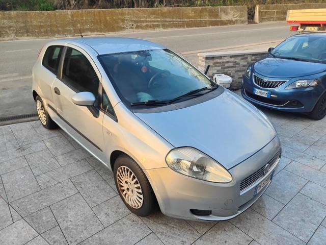 FIAT Grande Punto 1.2 3 p. Active 65cv