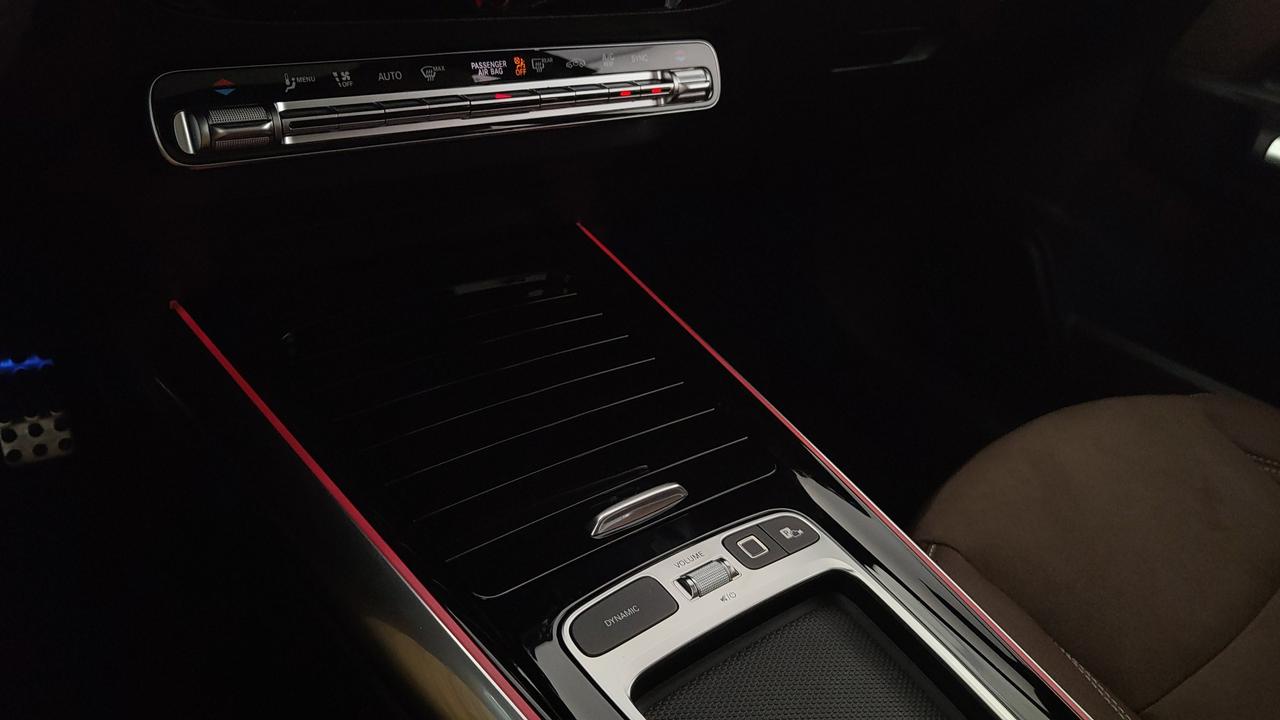 Mercedes-Benz GLA 200 d automatic