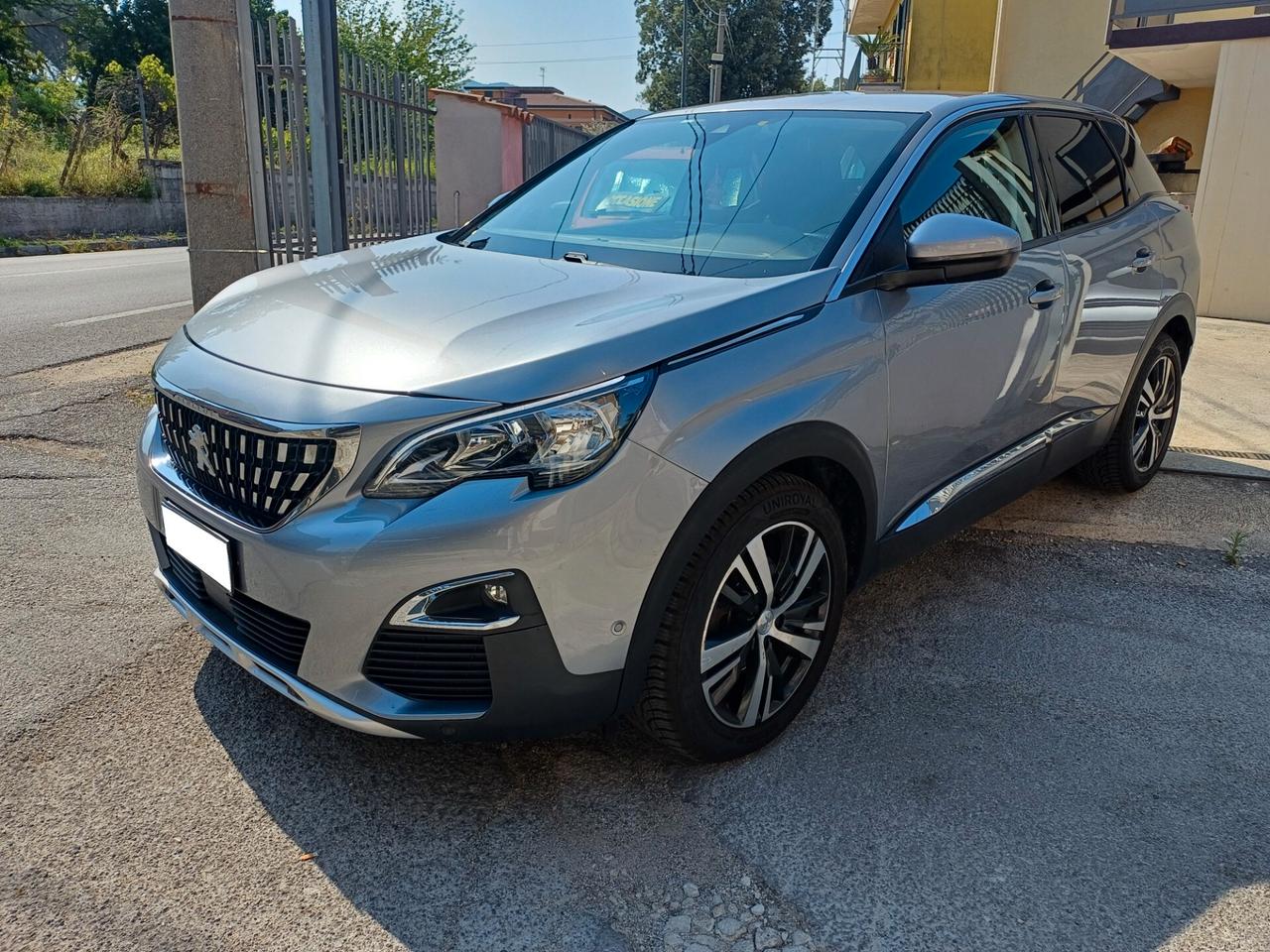 Peugeot 3008 BlueHDi 130 S&S EAT8 Allure