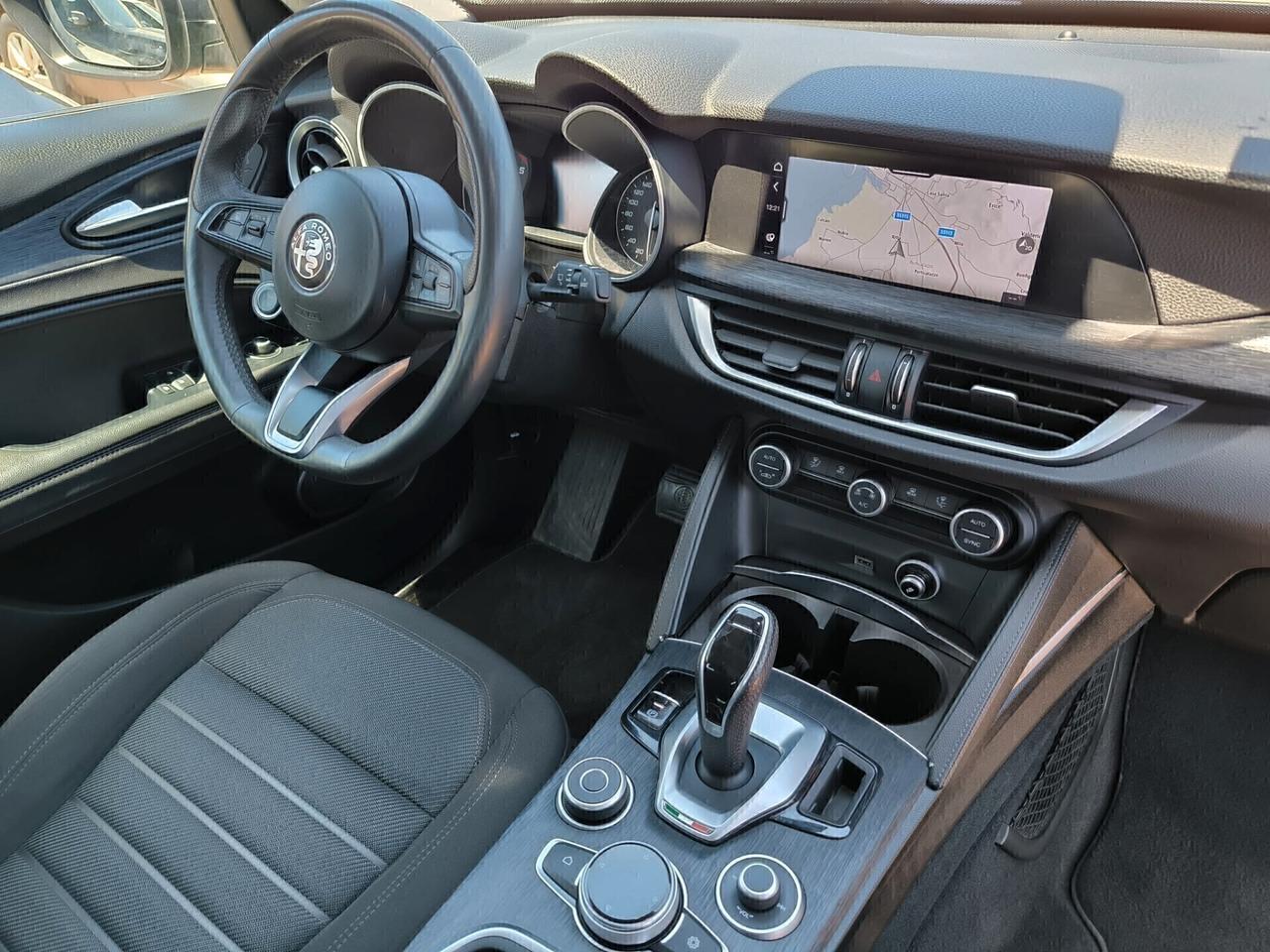 Alfa Romeo Stelvio 2.2 Turbodiesel 160 CV AT8 RWD Business