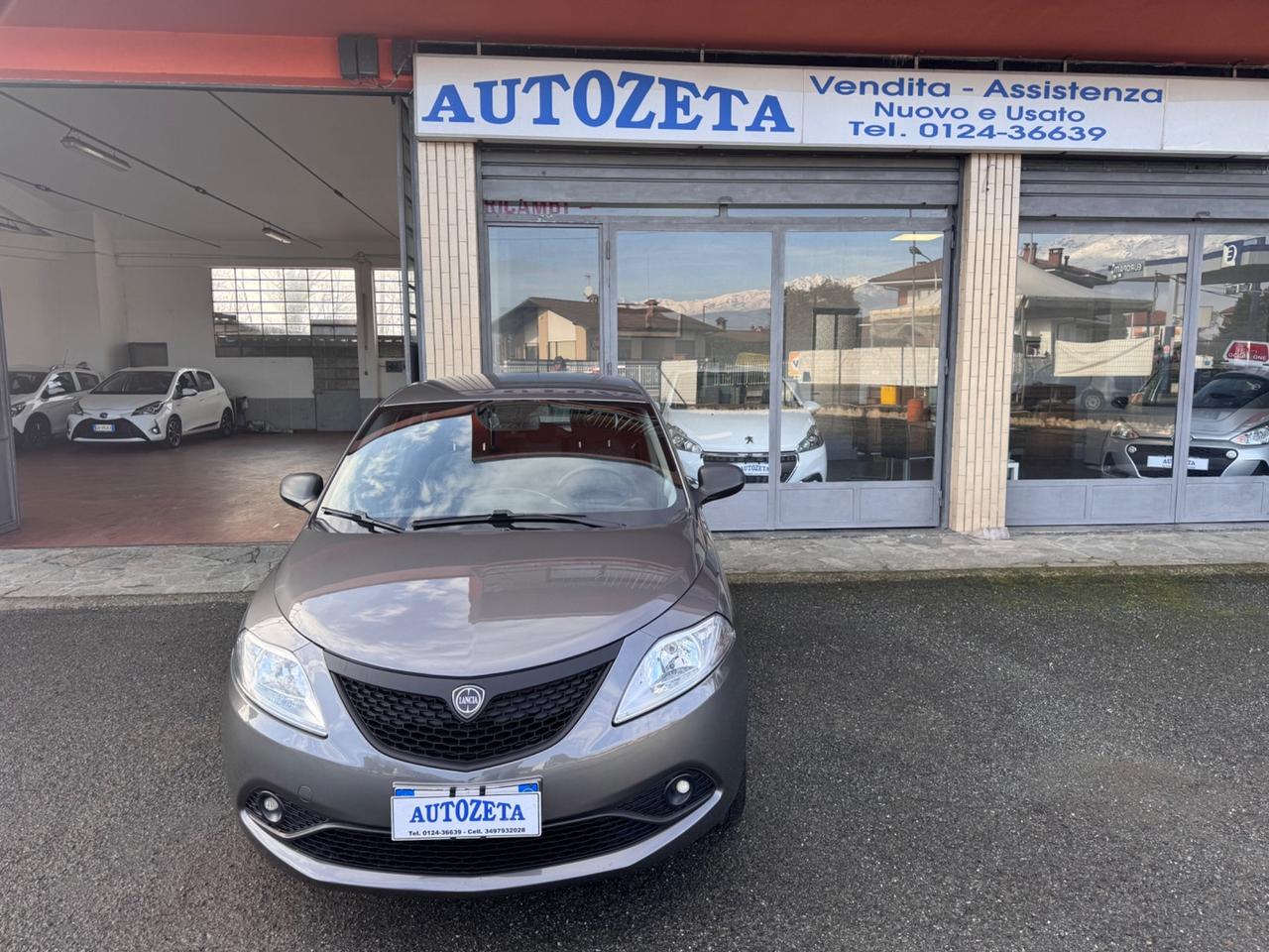 Lancia Ypsilon 1.2 69 CV 5 porte Elefantino Blu