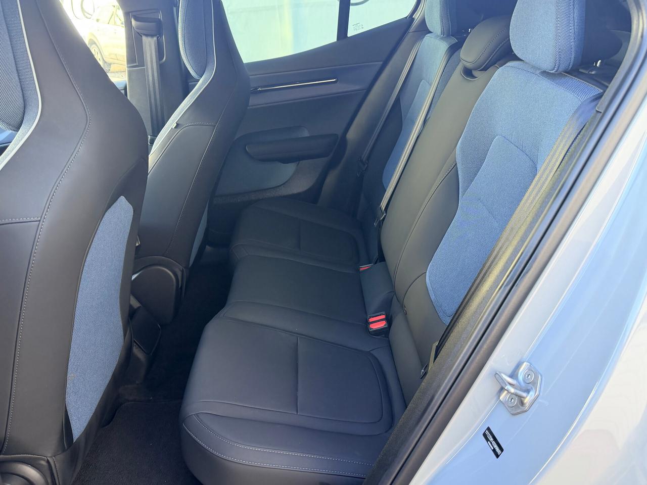Volvo EX30 Single Motor Extended Range RWD Plus